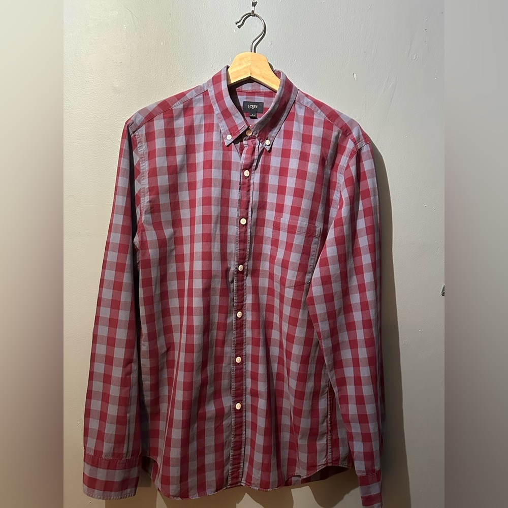 JCrew Factory Gingham Button Down Cotton Shirt. Blue/Maroon. Size Large.